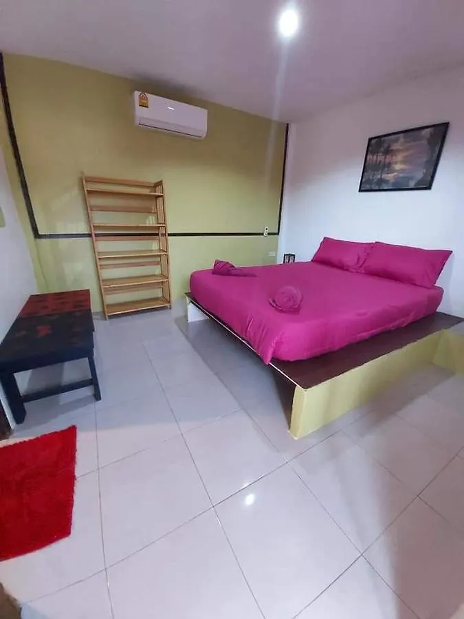 Ubytování v soukromí Sakai Bungalows&Bar Ko Lanta
